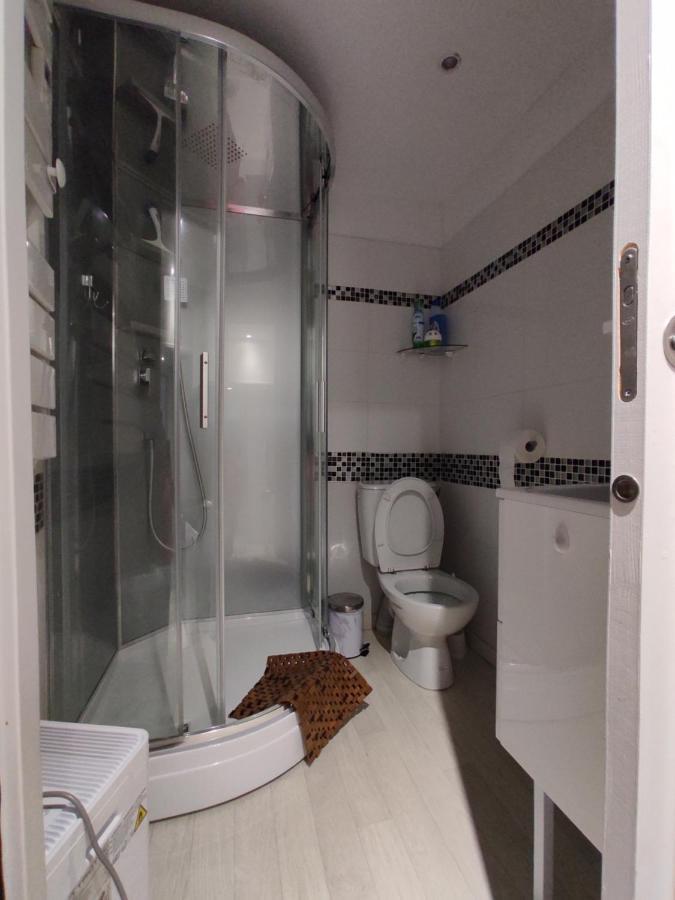 شقة Agreable T2 Au Centre De Luchon Bagnères-de-Luchon المظهر الخارجي الصورة
