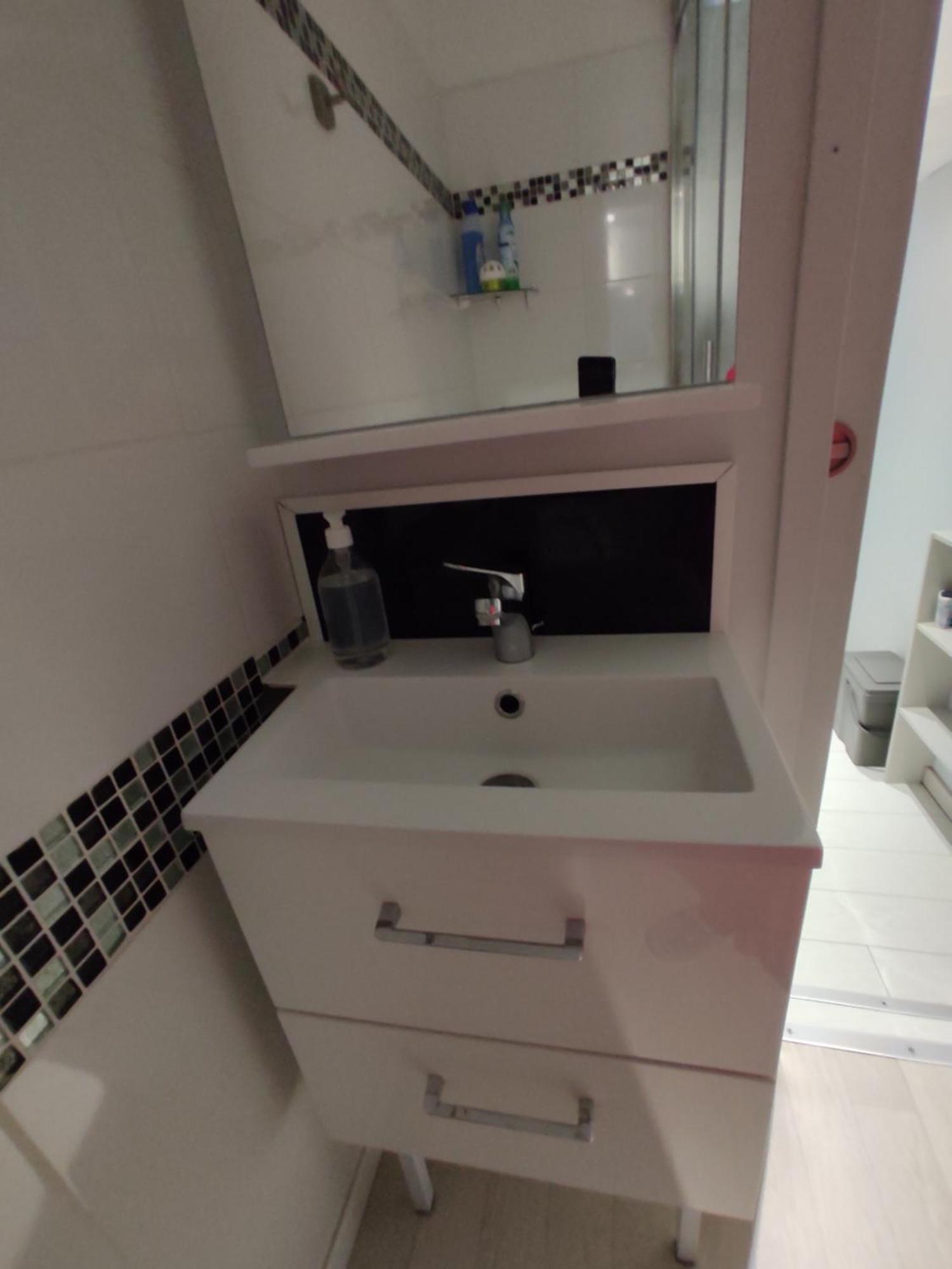 شقة Agreable T2 Au Centre De Luchon Bagnères-de-Luchon المظهر الخارجي الصورة
